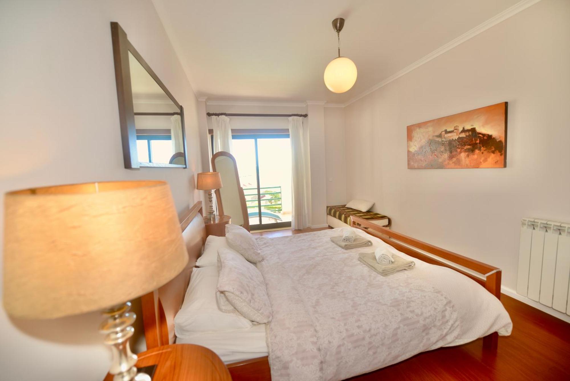Bay Apartment Sao Martinho do Porto Ngoại thất bức ảnh